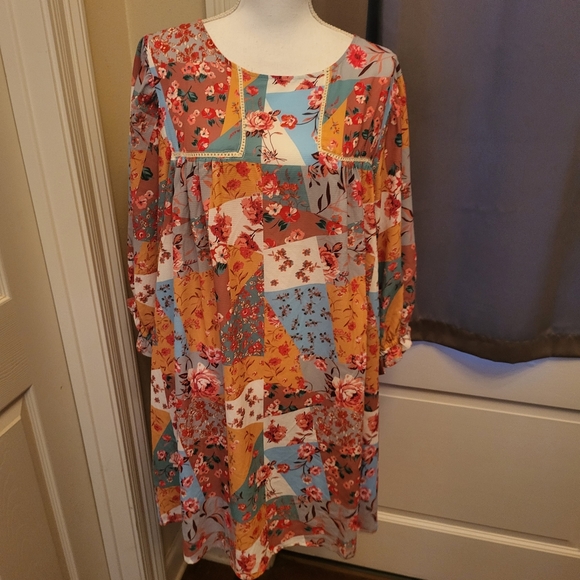 Umgee Dress Floral Pattern Size 2X - Picture 6 of 16